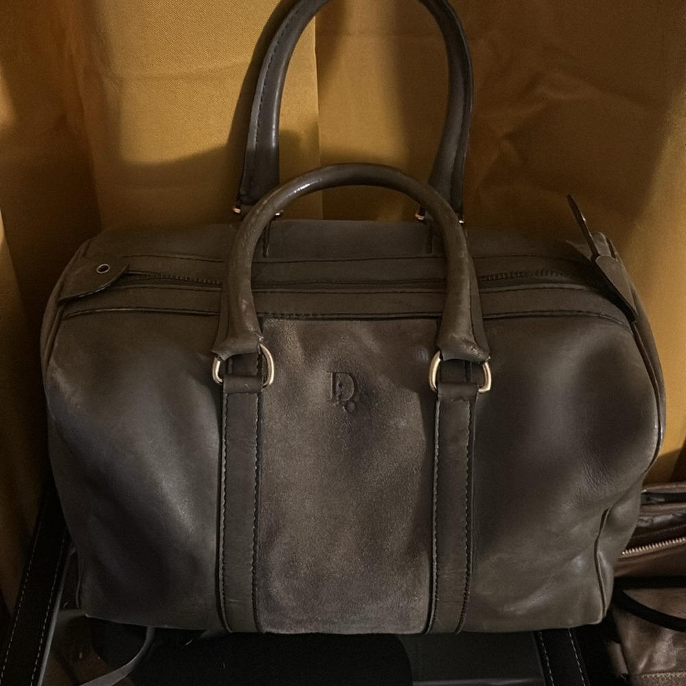 Authentic leather and suede Dior army green bag, some scratches and stains
